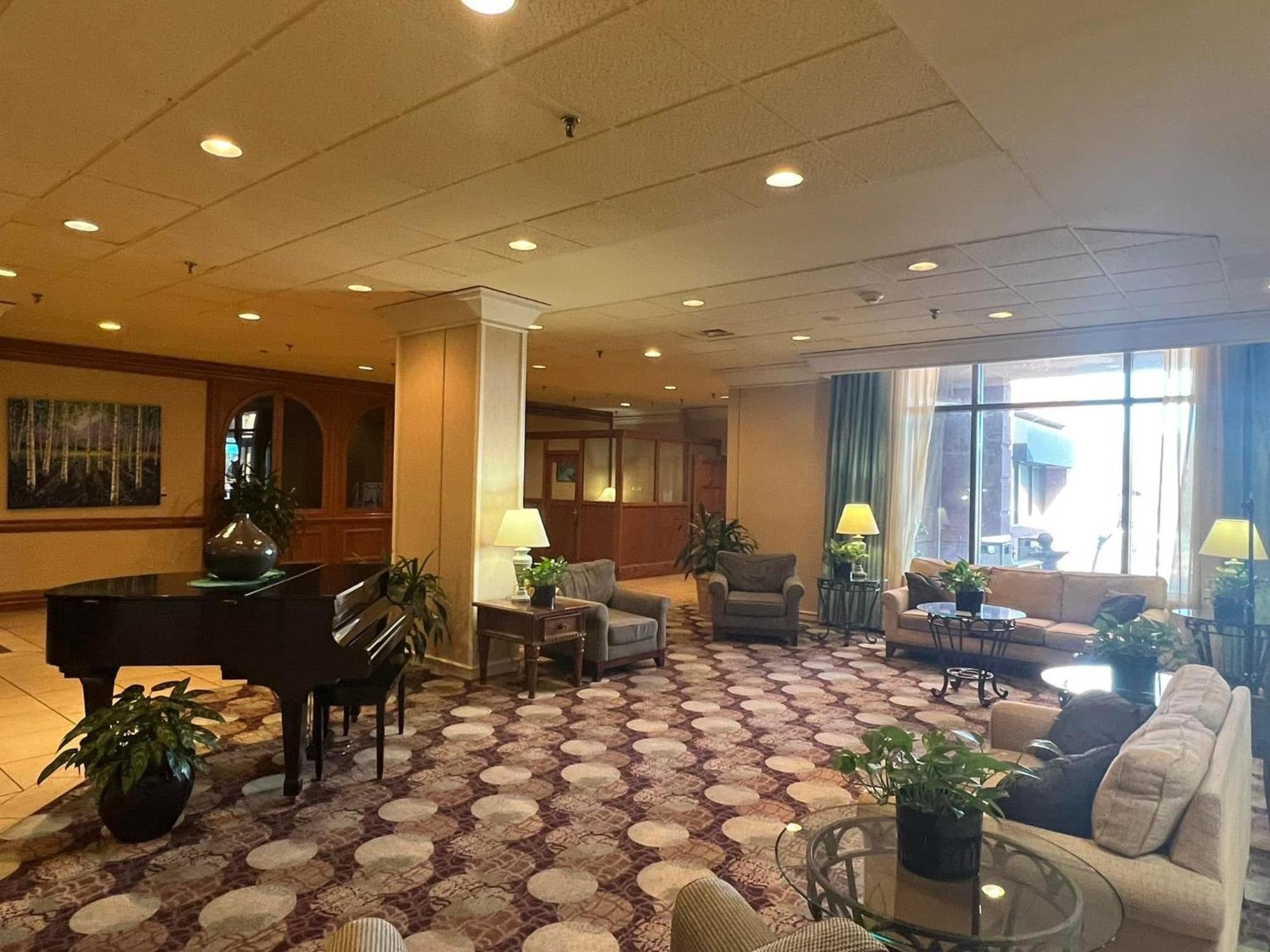 Lynchburg Grand Hotel Extérieur photo