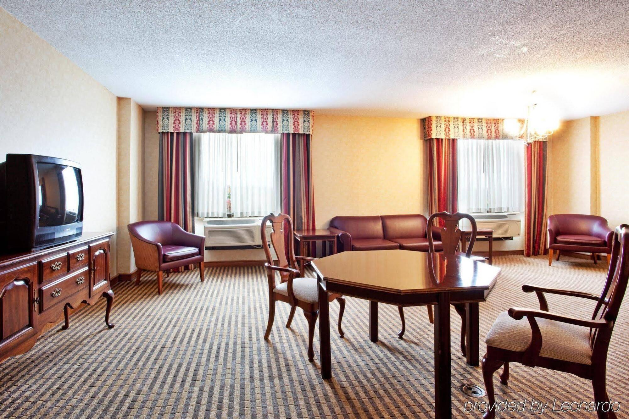 Lynchburg Grand Hotel Extérieur photo